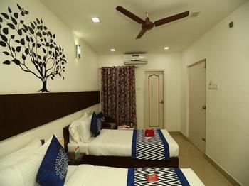 Oyo Vadapalani Murugan Temple Hotel Chennai